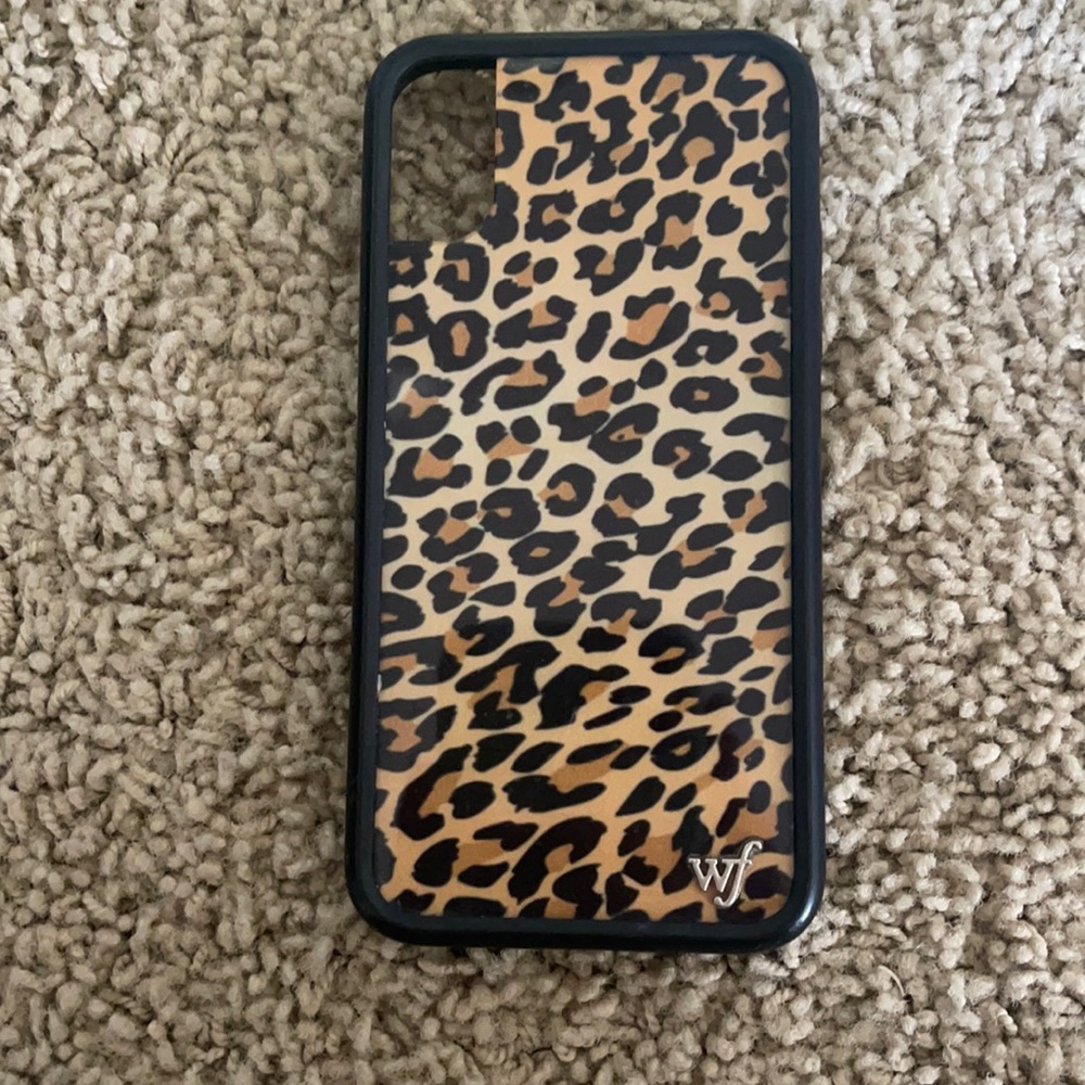 iphone x wildflower phone case cheetah print